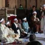 Diyanet İşleri Başkanı Erbaş Pakistan'daki tarihi camide hutbe okudu