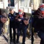 Samsun&rsquo;da yangın! Kahraman polisler yaşlı kadını &ouml;l&uuml;mden kurtardı