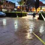 Menemen Belediyesine zorla girmek isteyen kişi ayağından vuruldu