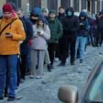 Swift hamlesi Rusları korkuttu: Bankamatiklere hücum ettiler!