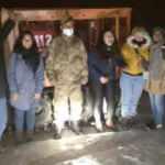 Nemrut Dağı'nda mahsur kalan 8 turistin yardımına ekipler koştu