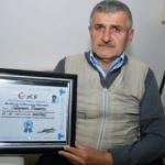 Sakarya'nın Mıknatıs Adam'ı biyoenerjiyle hastaları tedavi ettiğini iddia ediyor