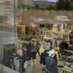 Moskova'da uluslararası mağazalar kepenklerini indirdi