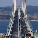 '1915 &Ccedil;anakkale K&ouml;pr&uuml;s&uuml;, kurt dedem ve c&uuml;mle şehitlerimize armağan olsun'