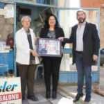 Aydın S&ouml;ke'de 83 yaşındaki berbere Vergi Dairesi'nden duygulandıran s&uuml;rpriz