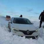 Bayburt’ta kar ve tipide mahsur kalan Kuveytli 2 turist kurtarıldı