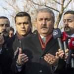  Muhsin Yazıcıoğlu kabri başında anıldı