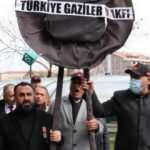 Uzman çavuşlar, Türk Tabipleri Birliği'nden "Türk" ifadesinin kaldırılmasını talep etti