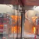 İstanbul Sarıyer'de yangın! 3 binaya sıçradı! İtfaiye aracı alev aldı