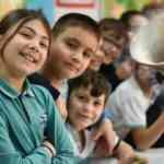 Okullarda eğitime 12 g&uuml;n tatil arası verilecek! MEB Ramazan ve Nisan ara tatilin birleştirilmesi...