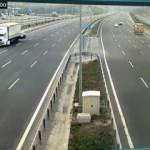 Tıra arkadan &ccedil;arpmıştı! Feci kazanın g&ouml;r&uuml;nt&uuml;leri ortaya &ccedil;ıktı