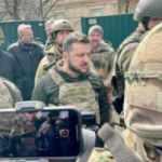 Fotoğrafları paylaşıldı: Zelenskiy Bucha'ya gitti