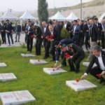 Cizre'de 6 yıl &ouml;nce ter&ouml;r &ouml;rg&uuml;t&uuml; PKK saldırısında şehit d&uuml;şen 12 polis anıldı