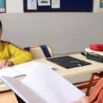 Cilt kanseri olan minik Salih karanlık odadan &ccedil;ıkıp okullu oldu 