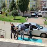 Konya'da uyuşturucu tacirleri,  narkotik ekiplerine takıldı