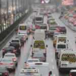 Okullar a&ccedil;ıldı, trafik yoğunluğu arttı 