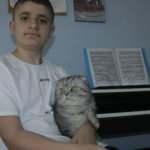 Diyarbakırlı &lsquo;Petrucciani&rsquo; dinleyenleri yeteneğiyle b&uuml;y&uuml;l&uuml;yor