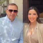 Gürsel Tekin ve 26 yaş küçük eşinden bayram pozu! 