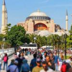 Türkiye, ilk 4 ayda yaklaşık 9 milyon ziyaretçi ağırladı