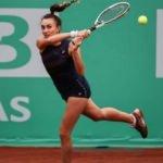 Milli tenisçi İpek Öz, Fransa'da finalde kaybetti