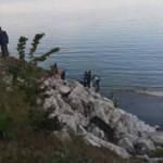 Kontrolden çıkan otomobil Eğirdir Gölü'ne uçtu: 2 yaralı