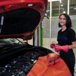 TOGG&rsquo;da m&uuml;hendis olmak isteyen gen&ccedil; kız hayatını değiştirdi