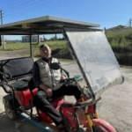 Aldığı elektrikli aracına g&uuml;neş enerjisi taktırdı: Yolda kalma derdim kalmadı