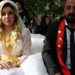 Hakkari&rsquo;de geline 2,5 kilo altın damada ise 2 milyon 200 bin TL para takıldı