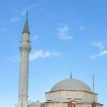 İzmir'de camide ezan sistemine girip B&uuml;lent Ersoy &ccedil;aldılar