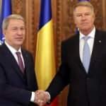 Bakan Akar, Romanya Cumhurbaşkanı Iohannis ile görüştü