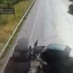 Dehşet kaza kamerada: İki otomobil kafa kafaya çarpıştı!
