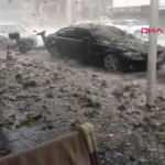 Konya'da hayatı fel&ccedil; eden dolu yağışı kamerada