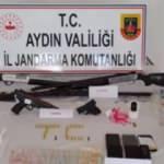 Aydın'da su&ccedil; &ouml;rg&uuml;t&uuml;ne jandarma baskını: 11 g&ouml;zaltı 