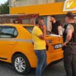 Polis denetiminde durdurulan takside uyuşturucu madde bulundu