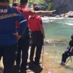 Arkadaşları ile y&uuml;zmeye giden gen&ccedil; kayıplara karıştı