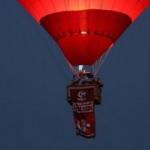 Kapadokya&rsquo;da balonlar, T&uuml;rk bayrakları ve &Ouml;mer Halisdemir posteriyle havalandı