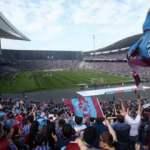 Trabzonspor taraftarından Olimpiyat Stadı'na hücum