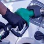 Ara&ccedil; sahiplerini sevindiren haber! Benzin ve motorine indirim geliyor