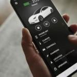 Tesla'nın güncellenen uygulaması ile otomobildeki sorunlar otomatik tespit edilebiliyor