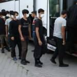 Sınır dışı edilecek 215 Afganistan uyruklu, Edirne'den İstanbul'a g&ouml;nderildi