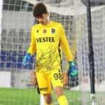 Trabzonspor'un genç kalecisi Kağan Moradaoğlu, YKS'de derece yaptı