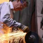 45 yıldır demire şekil veriyor! Demirci ustası uyardı: 10 sene sonra kentte kalmayacak  