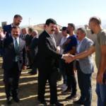 Kilometrelerce kuyruk oluştu! 24 yıl sonra gelen aşiret liderine coşkulu karşılama