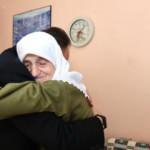 Şehit oğlu i&ccedil;in her ay &ccedil;ocukları sevindiriyor