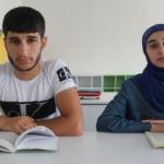 Ukrayna&rsquo;daki savaştan kurtarılmışlardı: Vatan toprağında &uuml;niversite kazandılar