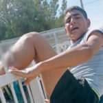 Acı i&ccedil;inde kaldı! Korkuluk demiri bacağına saplandı