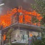 Denizli&rsquo;de korku dolu anlar! Alev alev yanan ev k&uuml;l oldu