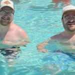 İkisi de şaştı kaldı: Y&uuml;zerken kopyasıyla karşılaştı