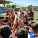 Gaziantep B&uuml;y&uuml;kşehir Yaz Spor Okulları 79 bin genci tatilde sporla buluşturdu