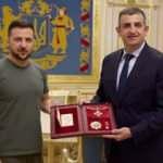 Haluk Bayraktar'a, Zelenskiy tarafından 1. Derece Devlet Liyakat Nişanı verildi
